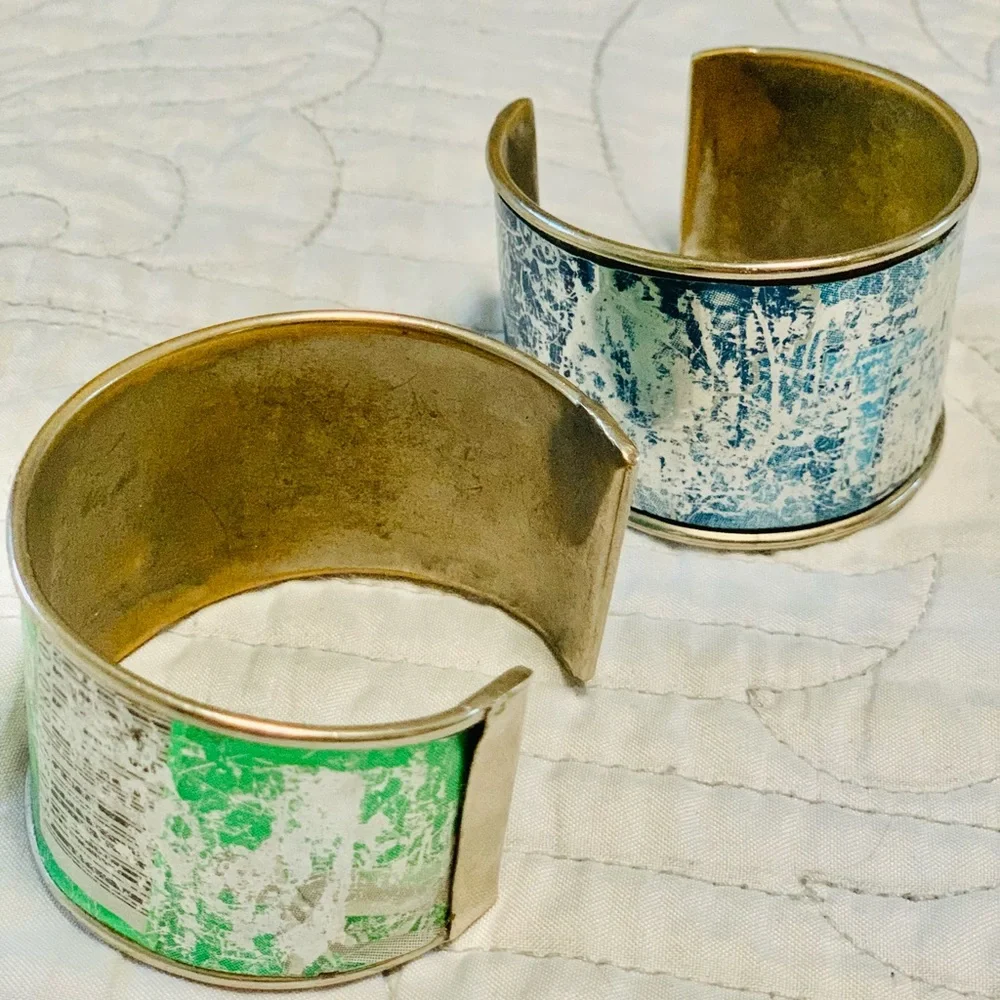 Bracelets - Picture 2 of 4